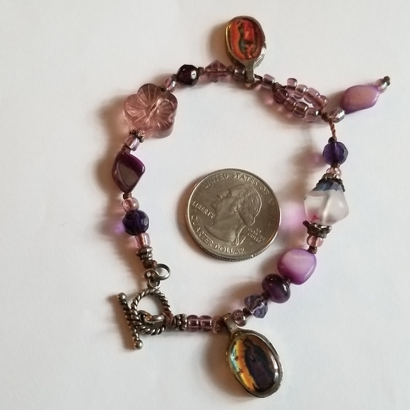 Relisted -Handmade beaded bracelet Virgin Mary religious purple flower - Picture 8 of 12